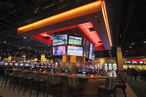 erie pa casino entertainment schedule.